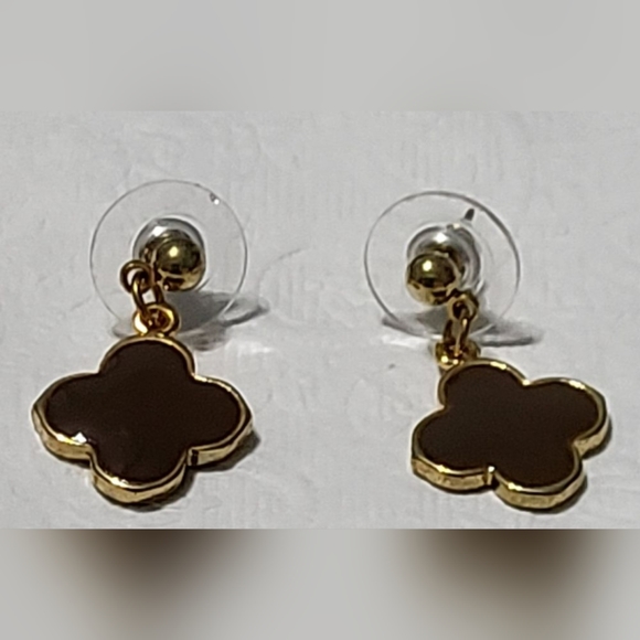 Necklace and earrings sets - Picture 3 of 3